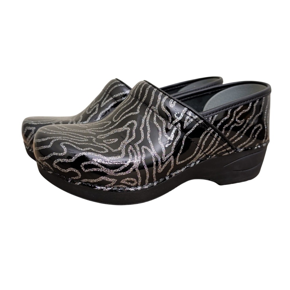 Dansko Shoes Womens SZ 39 XP 2.0 Clogs Black Leather Glitter Waves Round Toe EUC